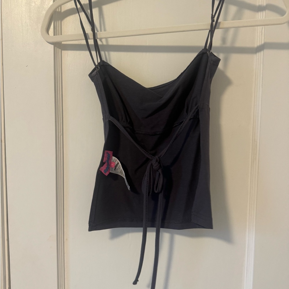 Edikted Jinx Open Back Top - Picture 5 of 6